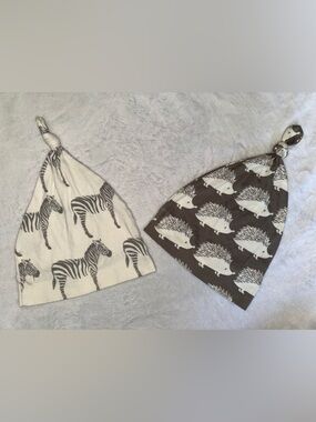 Milkbarn Neutral Zebra & Hedgehog Knot Beanies - White and Brown